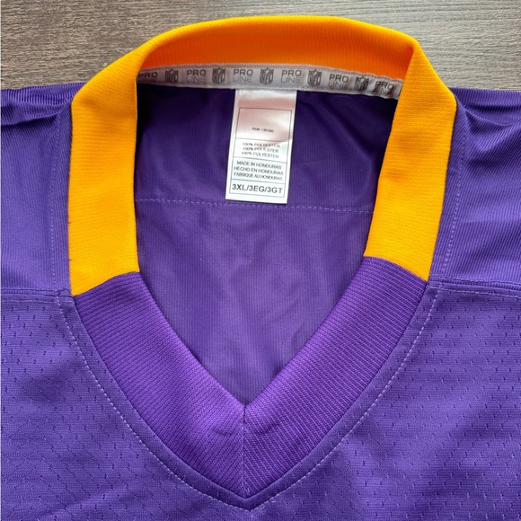 NWOT - Minnesota Vikings NFL Jerseys - Picture 5 of 11